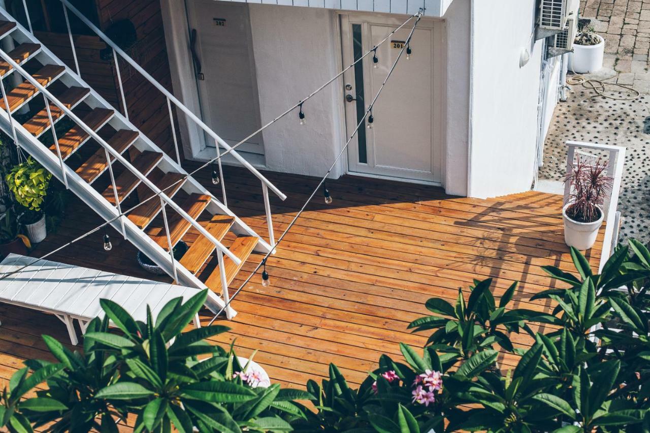 Yellow'S Kenting B&B Нануан Екстериор снимка